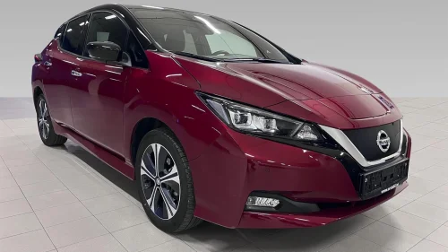 NISSAN LEAF 62kWh 62KWH N-Connecta 385 Km WLTP/Kun 15 300 km