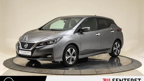 NISSAN LEAF 40kWh N-Connecta 40KWH 360 Kamera, Navi + +