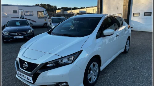 NISSAN LEAF 40kWh 40kWh N-Connecta m/360/Car play 150Hk Se km