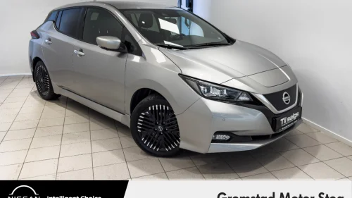 NISSAN LEAF 40kWh 40kWh N-Connecta Norsk/360.R.kam/Navi/Rattvarme/LED-lys