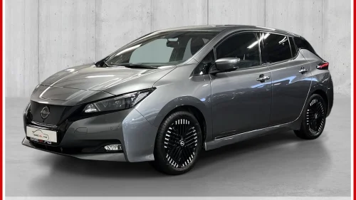 NISSAN LEAF 40kWh N-Connecta 40kW ACC/NAVI/RYGGEK/LED/FABRIKKGARANTI!