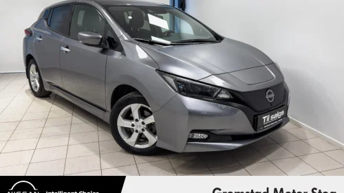 NISSAN LEAF 40kWh 39kWh N-Connecta Norsk/360.R.kam/Navi/Rattvarme/LED-lys