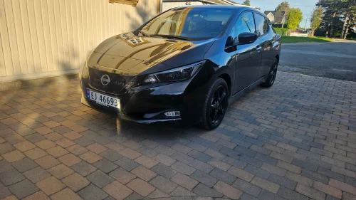 NISSAN Leaf 40kWh 40kWh Connect. Kun 14500km