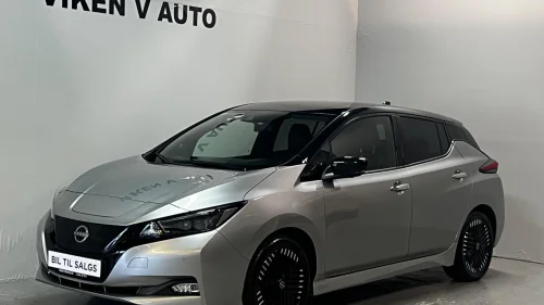 NISSAN LEAF 40kWh 40KWH / Tekna / BOSE / APP / 360 / kamera / Topputstyrt