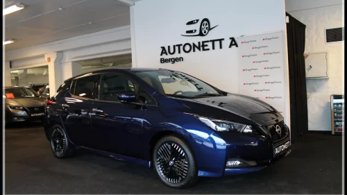 NISSAN Leaf 40kWh 40KW,FACELIFT,N-CONNECTA,V-PUMPE,360KAM,DAB+,S+V-HJUL
