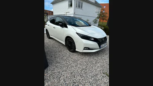 NISSAN LEAF 40kWh 39kWh Tekna (K)