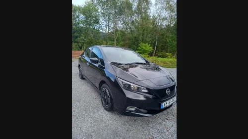 NISSAN LEAF 40kWh 40KWH 284KM 150HK/ACC/360KAMERA/VARME RATT/NAVI++
