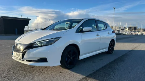 NISSAN LEAF 40kWh 2år/40000km nybilgaranti gjenstår.