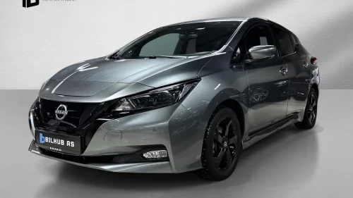 NISSAN LEAF 40kWh 40kWh 1eier ACC BLIS 360 Navi ++