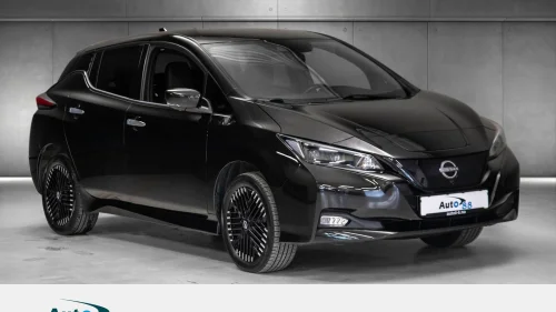 NISSAN LEAF 62kWh 62 kWh / N-CONNECTA / 360 / ACC / BLIS / DELSKINN