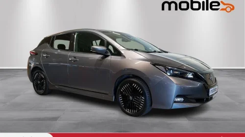 NISSAN LEAF 40kWh 39kWh N-Connecta VELUTSTYRT/NY SERVICE