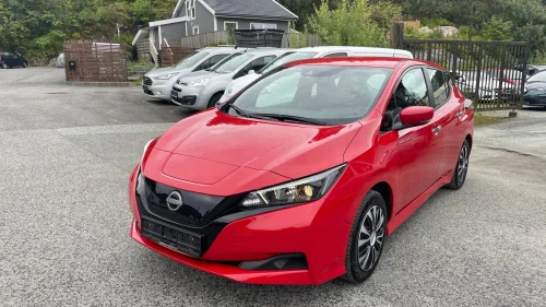 NISSAN LEAF 40kWh 39kWh, Servicehefte, nybil garanti til 6/2028