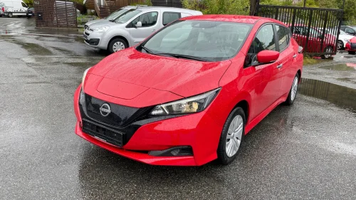 NISSAN LEAF 40kWh 39kWh Servicehefte, nybil garanti 6/2028