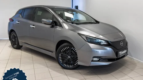 NISSAN LEAF 40kWh 39kWh N-Connecta Norsk/360.R.kam/Navi/Rattvarme/LED