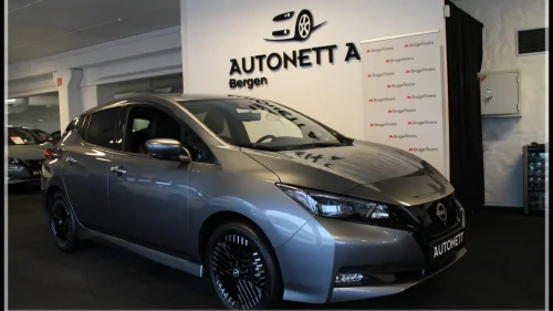NISSAN Leaf 40kWh 40KW,FACELIFT,N-CONNECTA,V-PUMPE,360KAM,DAB+,S+V-HJUL