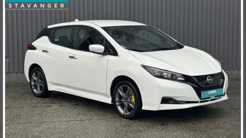 NISSAN LEAF 40kWh 40kWh 285 WLTP/Service Avtale/1 eier SE KM!! Innbytte