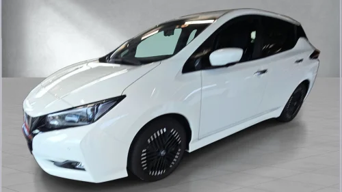 NISSAN LEAF 40kWh 39kWh N-Connecta NAVI-360 KAMERA.ADAPTIV-
