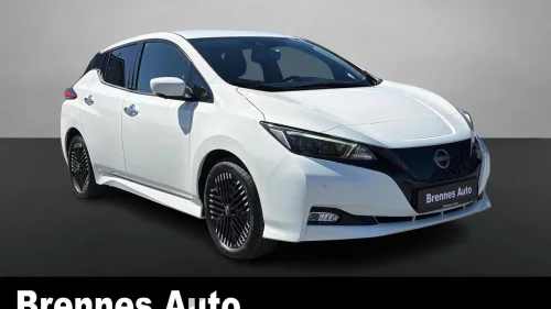 NISSAN LEAF 40kWh 40KWH N-Connecta /360 kamera/App/Rattvarme/++