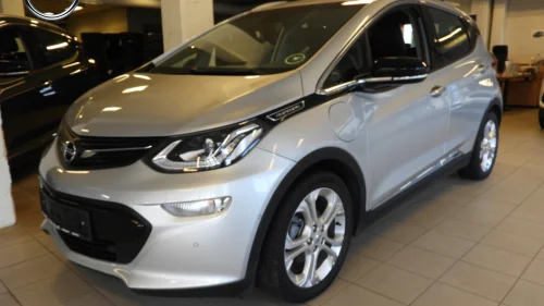 OPEL Ampera-e Premium med skinnseter og BOSE® lydanlegg LAV KM!