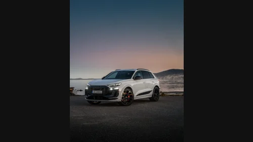 AUDI SQ6 SUV e-tron Sq6 e-tron black edition/PANO/B&O/HUD/360KAM/MATRIX++