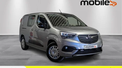 OPEL Combo-e Cargo Elite+ 3,9m3 50 kWh L2/Norskbil/Varmepumpe/3Seter/DAB+