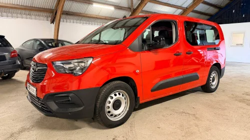 OPEL Combo-e Cargo WEBASTO/50KWH/272WLTP/L2/LAV KM/