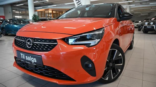 OPEL CORSA 50kWt 136hk Elegance m/Kamera/CarPlay/LED++