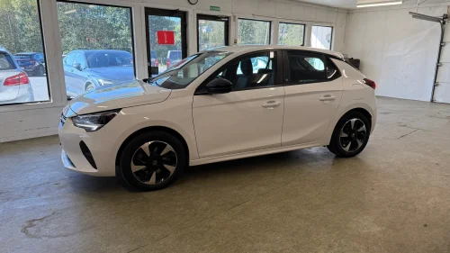 OPEL CORSA Edition/NAVI/KAMERA/XENON++