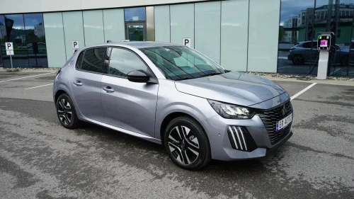 PEUGEOT 208 e-208 Allure / mye fint utstyr