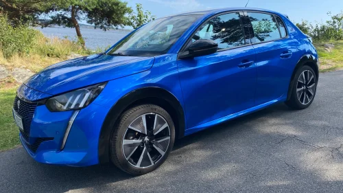 PEUGEOT 208 SE KM!GT Line 136hk.Skinn.Pano.Nybilgar.