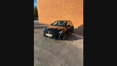 PEUGEOT 208 GT Line 136hk