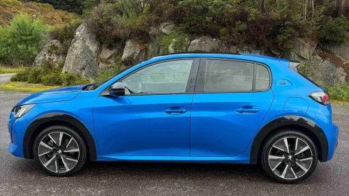 PEUGEOT 208 Kupp ! GT Line | Vertigo Blue | Norsk bil | EU til 2028