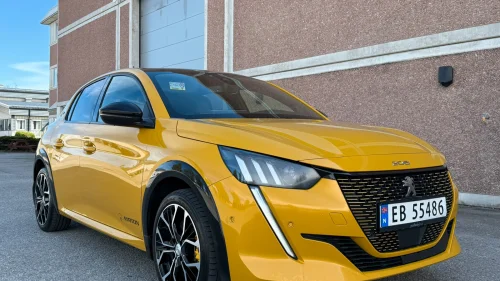 PEUGEOT 208 GT Line 136hk