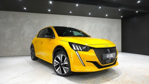 PEUGEOT 208 GT-LINE/1EIER/PANO/R.KAM/335KMWLTP/LED/ACC/DAB+/SEKM+++
