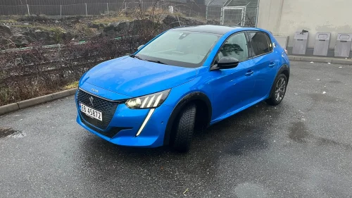 PEUGEOT 208 GT-136 HK / Navi / DAB+ / Kamera / Panorama ++