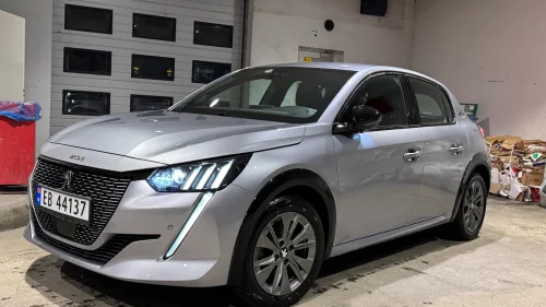 PEUGEOT 208 GT Line 136hk