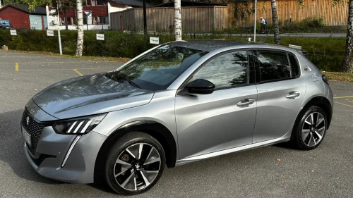 PEUGEOT 208 GT Line 136hk