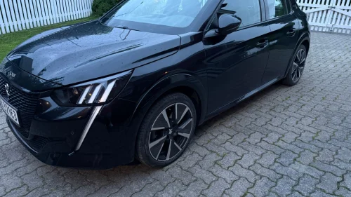 PEUGEOT 208 GT Line 136hk