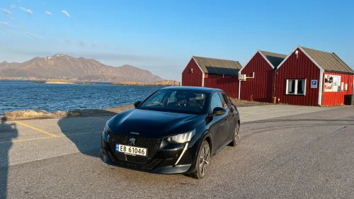 PEUGEOT 208 GT 136hk