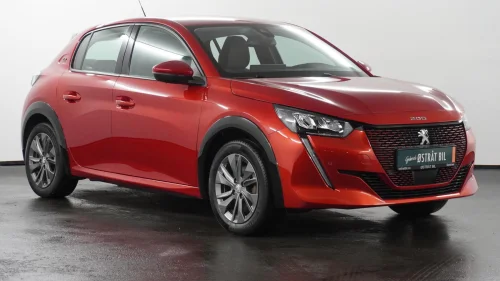 PEUGEOT 208 Allure 136hk | R.kamera | Navigasjon | Apple Carplay |