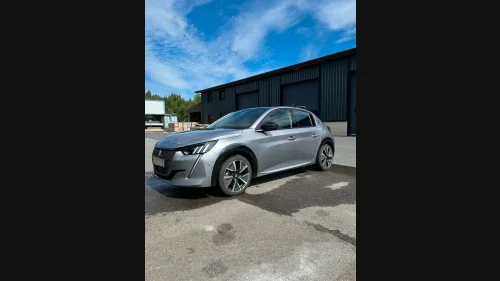 PEUGEOT 208 GT Line 136hk