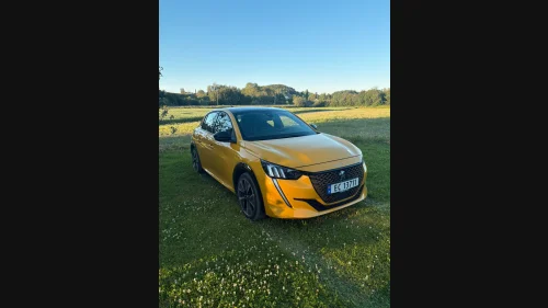 PEUGEOT 208 GT Line 136hk
