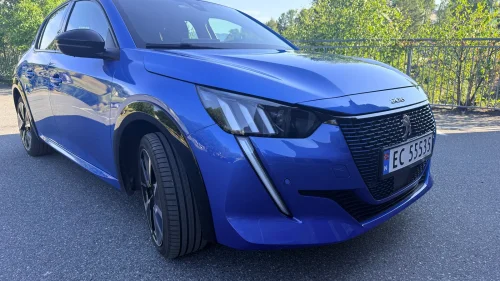 PEUGEOT 208 GT 136hk