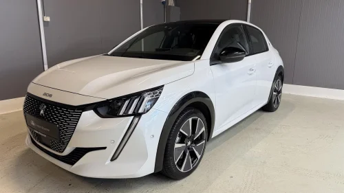 PEUGEOT 208 GT 136hk /Navi/ ACC/ Ryggekamera/ Pano++