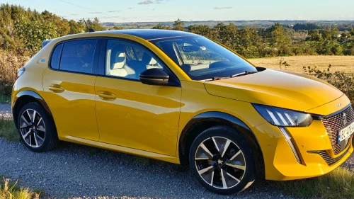 PEUGEOT 208 GT Pack 136hk