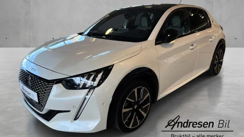 PEUGEOT 208 GT / Kamera / Glasstak / Adaptive cruise