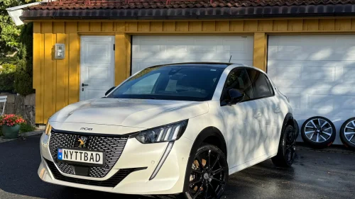 PEUGEOT 208 GT PACK,PANORAMATAK,ALCANTARA SETER