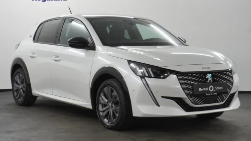 PEUGEOT 208 GT 136 hk