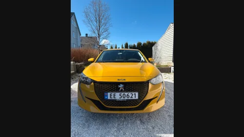 PEUGEOT 208