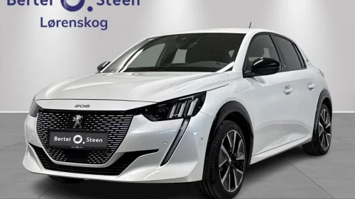 PEUGEOT 208 GT 136 hk | AdCruise | Navi | Delskinn |